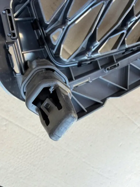 Cache de calandre SEAT Tarraco OEM TARRACO ATRAPA - Occasion image 6