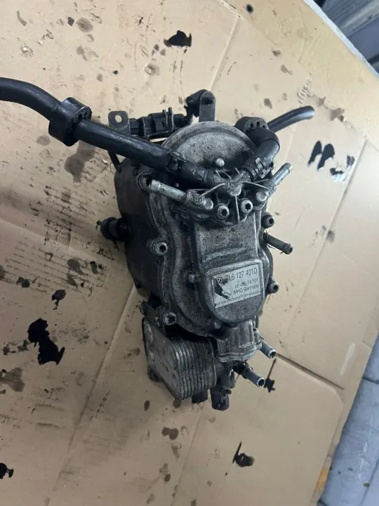 VW Kraftstofffiltergehäuse OEM 7L6127401D - Gebraucht image 2