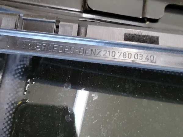 Cristal de techo corredizo Mercedes S W220 OEM 2207800021 image 9