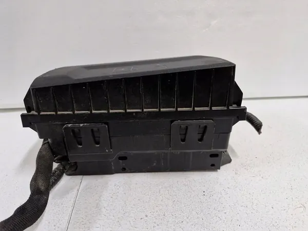 CAIXA DE FUSÍVEIS OPEL AMPERA 22785253 1110117AD image 4