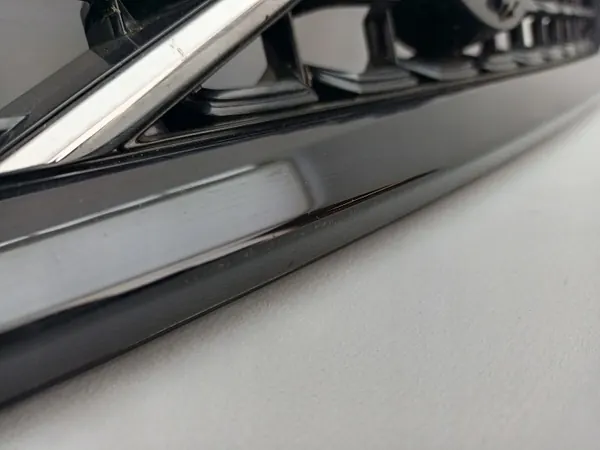 Grille avant OEM 32378256 pour Volvo V60 S60 III image 10
