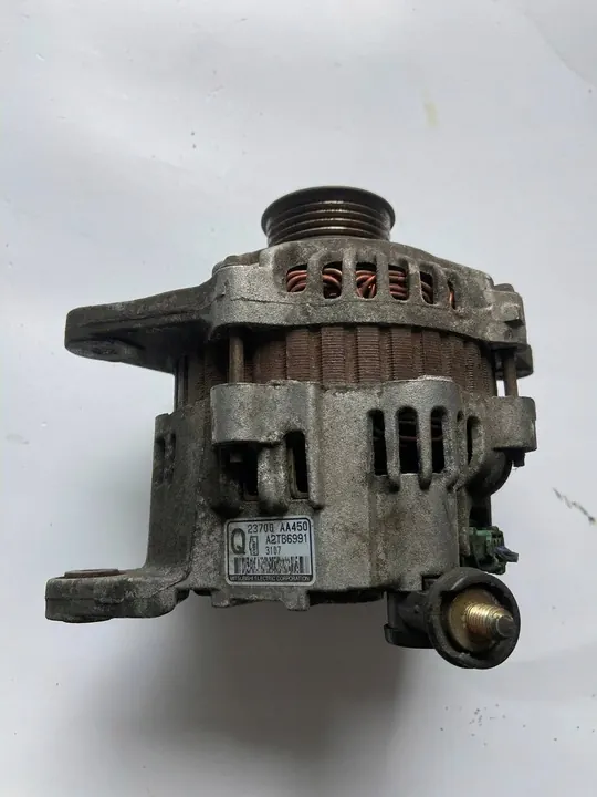 Vaihtovirtageneraattori Subaru OE 23700AA450 image 2