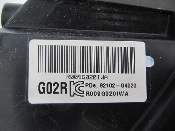 HYUNDAI i30 2017-2019 Reflector Derecho 10 PIN OE image 3