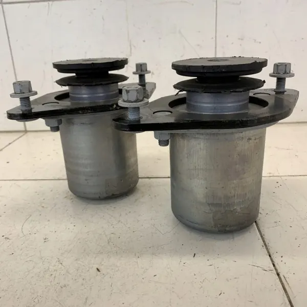 Jeu de Silentblocs de Châssis OEM 585236589658953214584 Dodge RAM image 2