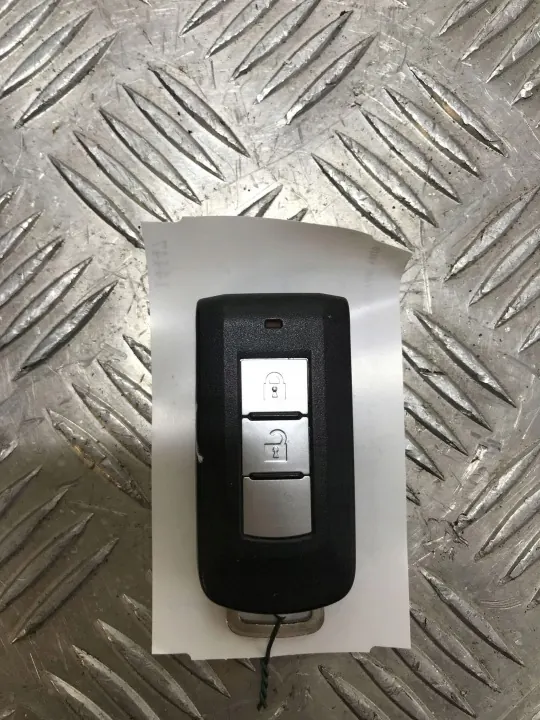 Clé ou carte Mitsubishi ASX OEM FBZ14447 image 2