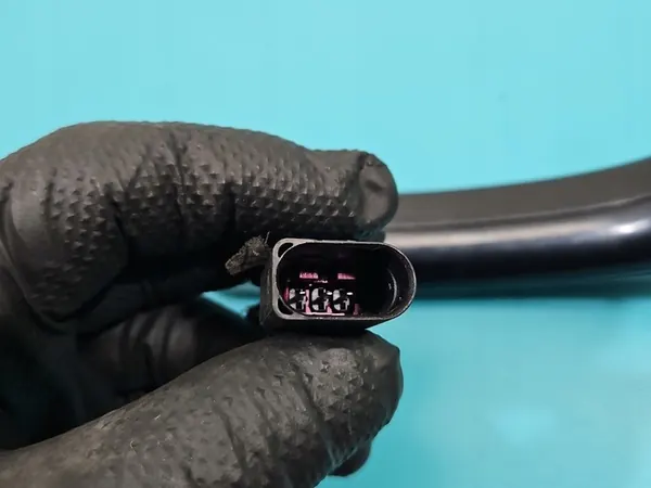 Vasen Takaluukun Ulko-Ovi Kahva Audi Q7 I 4L 4L0837205A LZ5C image 4