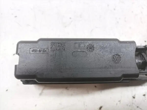 Conector Bomba ABS OEM 3T0907379C para Skoda Superb II image 3