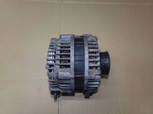 Nissan Murano Z50 Vaihtovirtageneraattori 23100CN100 image 3