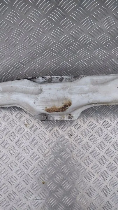 Etupuskuri Vahvistus Mercedes Sprinter W906 image 5