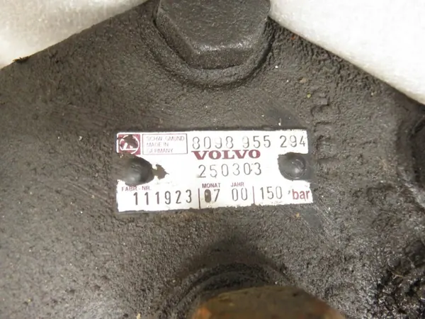 Engranaje de tornillo sin fin OEM 8098955294 - Pieza Volvo image 9