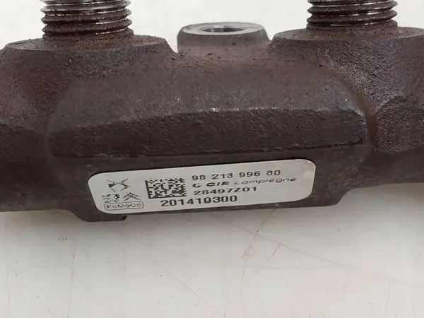 OEM 9821399680 Rail d'injection pour Citroën Berlingo image 4