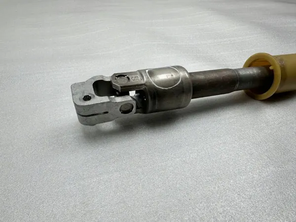Mercedes-Benz S W222 Stuurkolom kruis OEM A2224602509 image 3