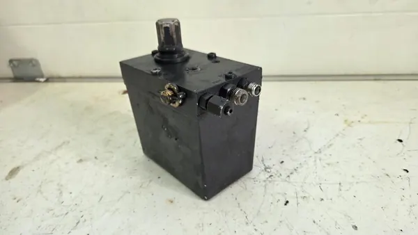 Pompe de levage cabine Scania R S P G NGS 2861571 image 1