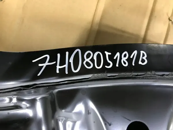 OEM 7E0805403 VW Transporter T5/T6 Garniture d'aile intérieure image 10