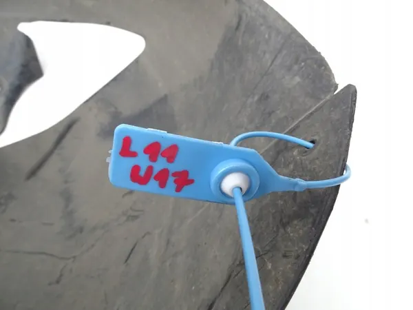 Left Front Wheel Arch VW Passat CC image 10