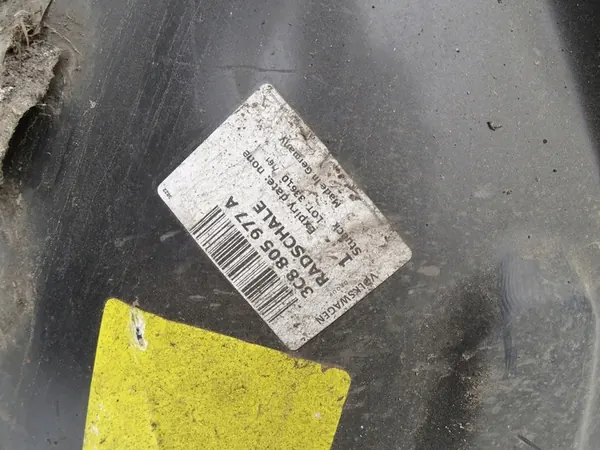 Left Front Wheel Arch VW Passat CC image 8