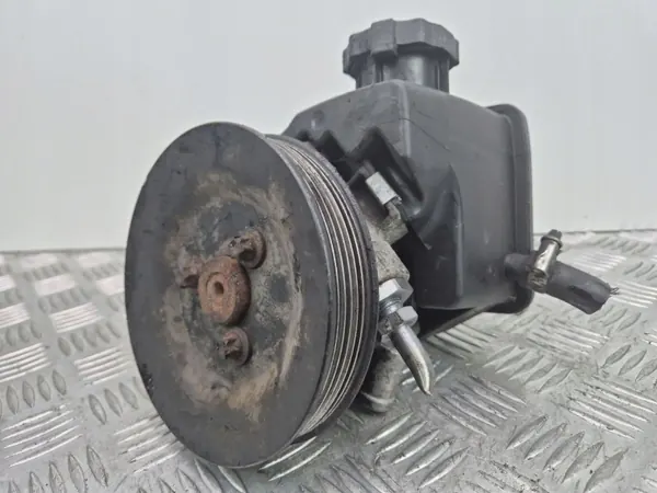 Bomba de dirección OEM 0034667101 para Mercedes Vito image 2