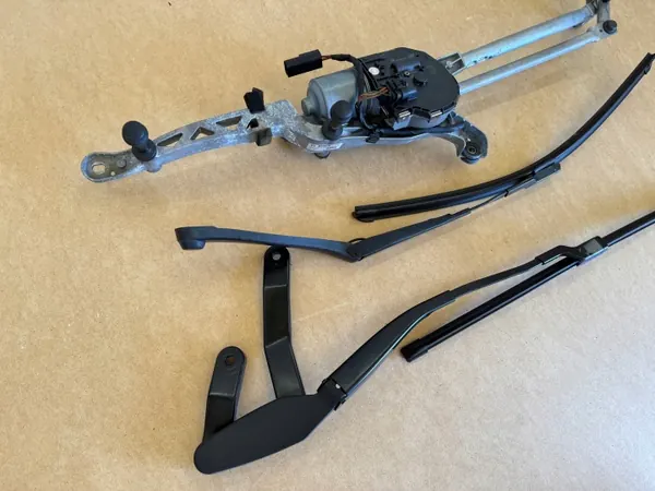 Pyyhkimen mekanismi OEM 2188200844 Mercedes CLS image 3