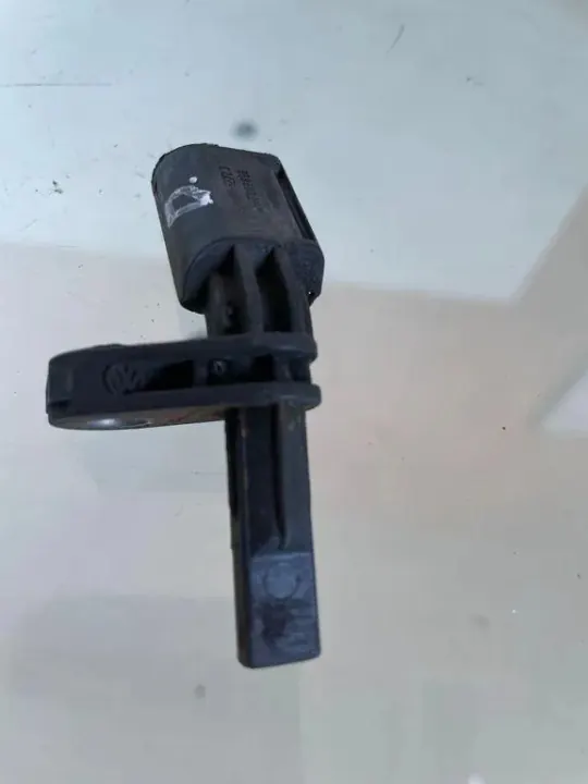 ABS-Sensor vorne links OEM 10071152723 VW Touran image 2