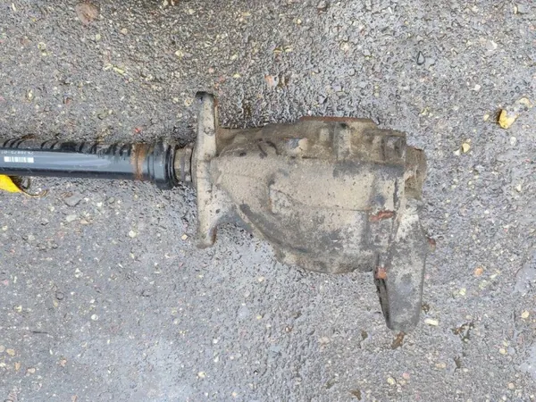 BMW X3 F25 Taka-differentiaali 7590629 2.0L Diesel image 2