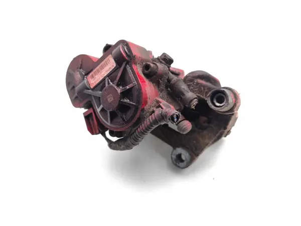 Ford Kuga Taka jarruventtiili OEM GV612D251A image 4