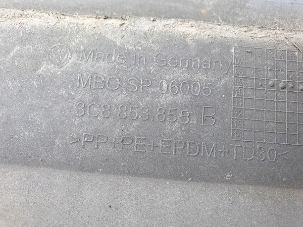 Volkswagen Passat CC 09r Left Threshold Cover image 2