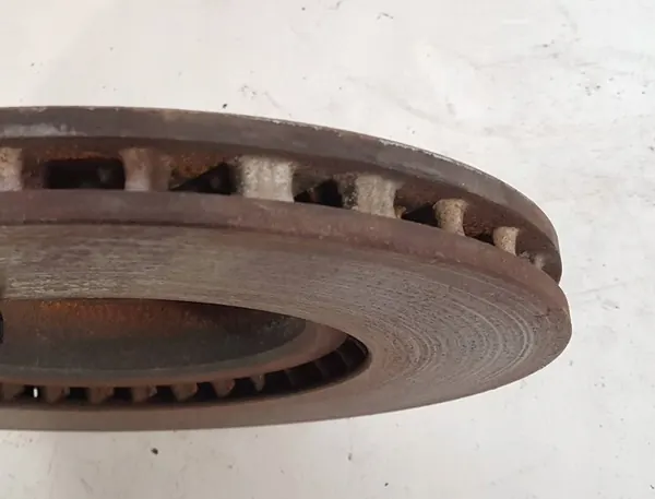 Disco de freio dianteiro Citroen C4 II Picasso 2015 1647867480 image 5