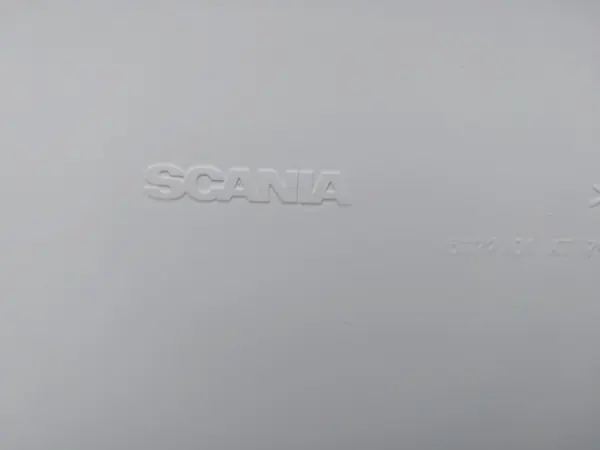 Scania Kabinendachspoiler OEM 2390522 - Gebraucht image 3