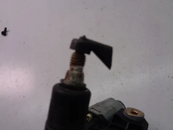 Audi A6 C6 Heckwischermotor 4F9955711 image 4