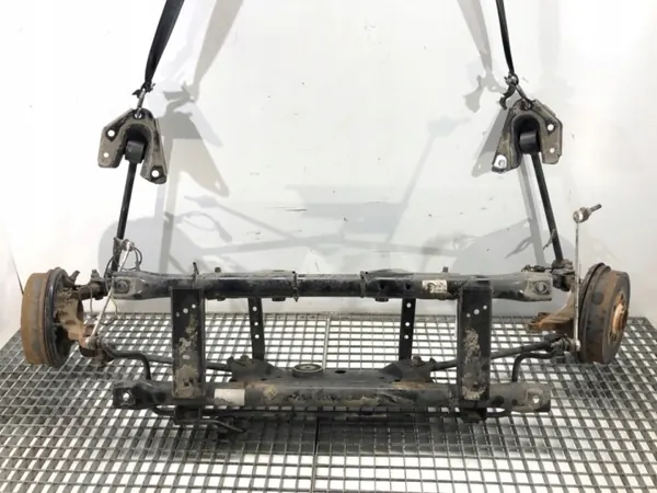 Poutre arrière OEM LORK-381-132855 pour Dacia Duster image 4
