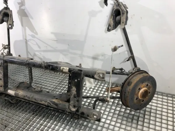 Poutre arrière OEM LORK-381-132855 pour Dacia Duster image 5
