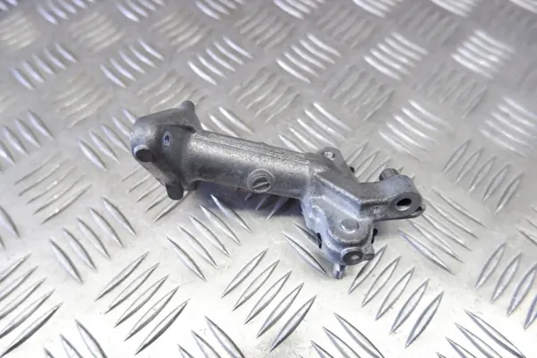 EGR-Rohr OEM 2562415010 für Toyota Yaris Hybrid image 5