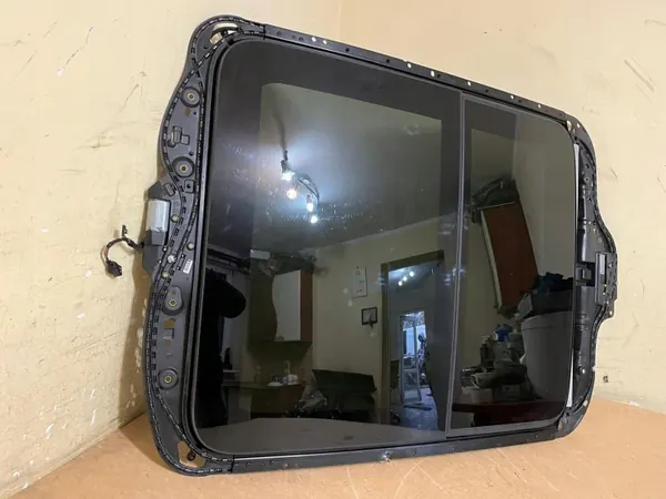 Audi Q3 8U Panoramadach OEM 8U0877041A 8U0959591 image 3