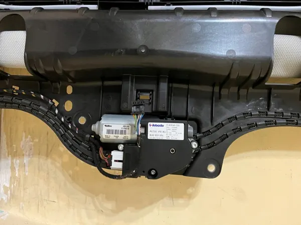 Audi Q3 8U Panoramadach OEM 8U0877041A 8U0959591 image 7