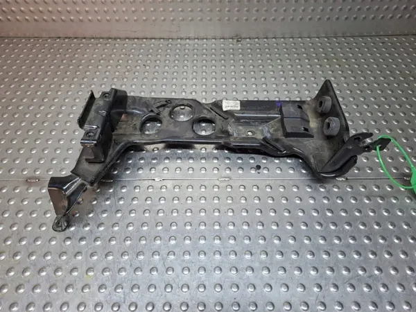 Base de fixação da bateria OEM S26372243 para VW Golf VII image 2