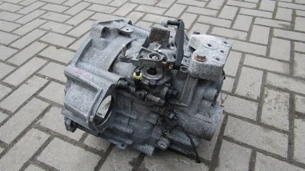 VW SKODA SEAT 2.0 TDI PFL Boîte Manuelle image 2