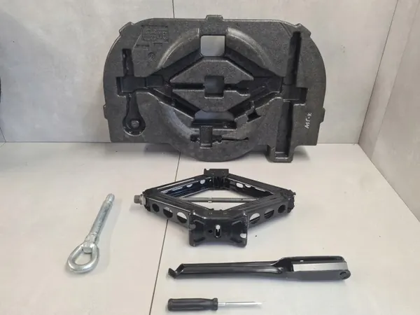 Kit de réparation Opel OE avec cric et outils - Occasion image 3