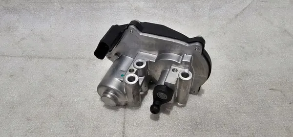 Begagnad insugsklappregulator OEM Pierburg image 2