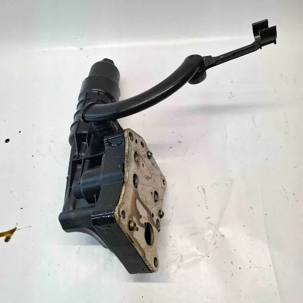 MERCEDES E-KLASS W207 W212 09-16 1.8 CGI OILFILTERBAS A2711801210 image 3