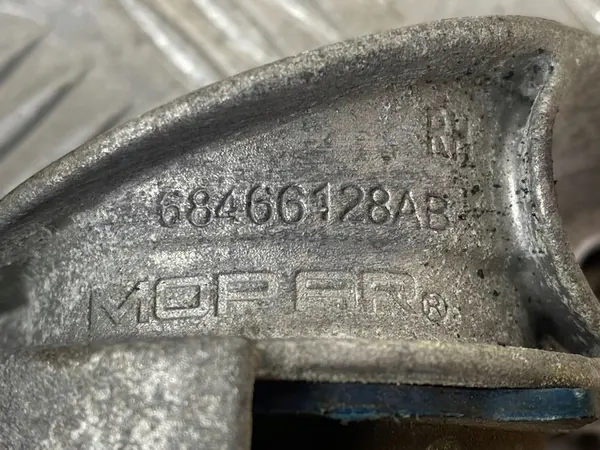 JEEP GRAND CHEROKEE WL 2021- DEMPERBEVESTIGING 68466128AB image 3