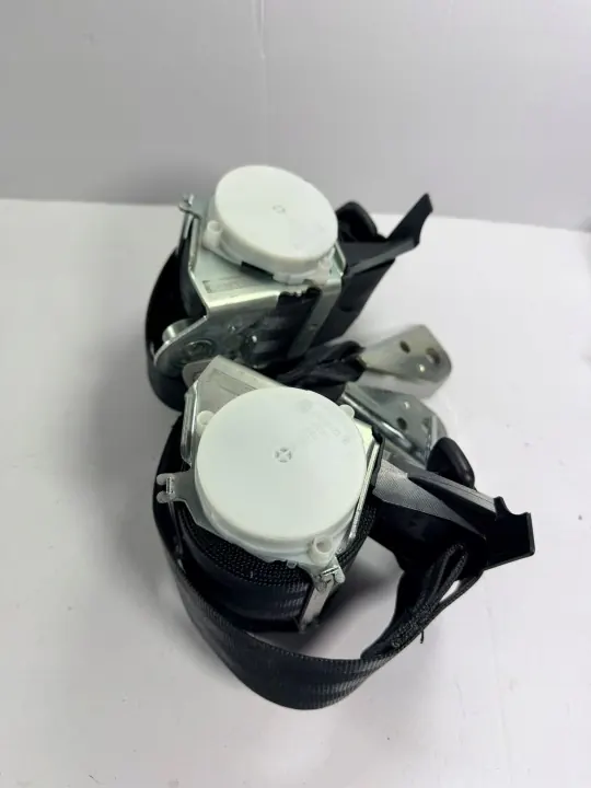 OEM 5N0857806 5N0857805 Tensores Cinturón Traseros image 2