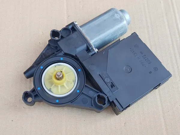 OEM 1K0959793C Fensterheber Links Vorne - Gebraucht image 9