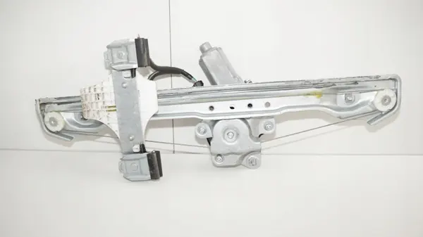 OEM 360188340 Oikea Etuikkunan Nostin Opel Karl image 4