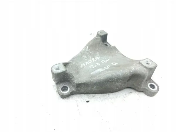 Support de compresseur climatisation OEM 8200808620 image 3
