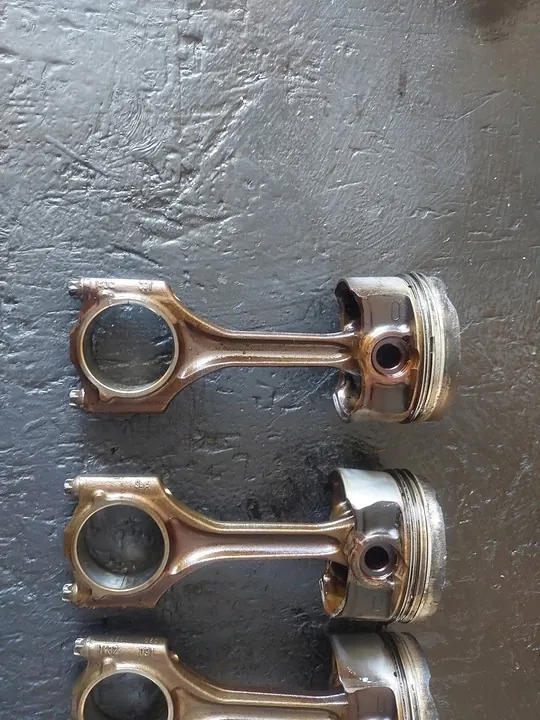 Kolvstänger BMW E39 523i M52B25TU image 4