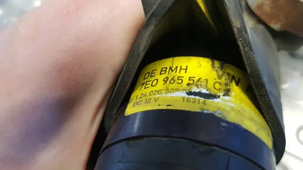 Vattenpump Kit VW T5 Lift 2.0 TDI 7E0965561C image 7