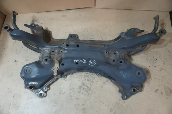 Toyota Prius III Voorste ophangingsarm OEM TOY4657555 image 2