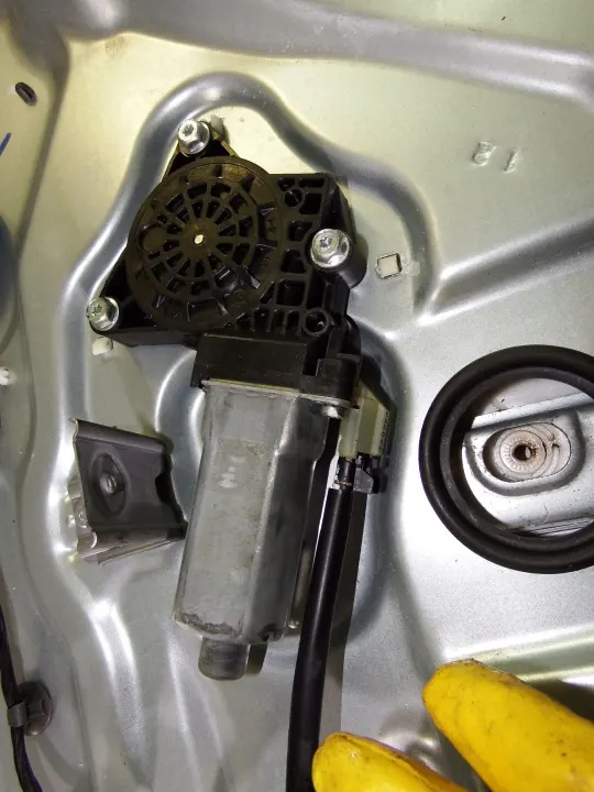 OEM 522091 Höger Bakruta Regulator Hyundai IX55 image 3