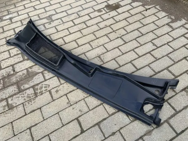 Begagnad framrutorhållare-plast OEM 4M1819447 Audi Q7 image 3