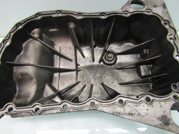 Cárter de aceite Renault OEM para Grand Scenic II 1.9 DCI image 5